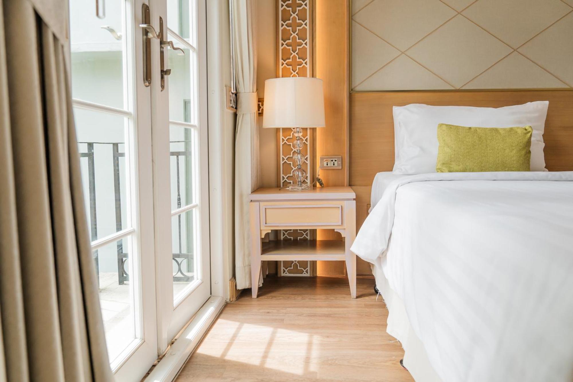La Petite Salil Sukhumvit Thonglor 1 Hotell Bangkok Eksteriør bilde